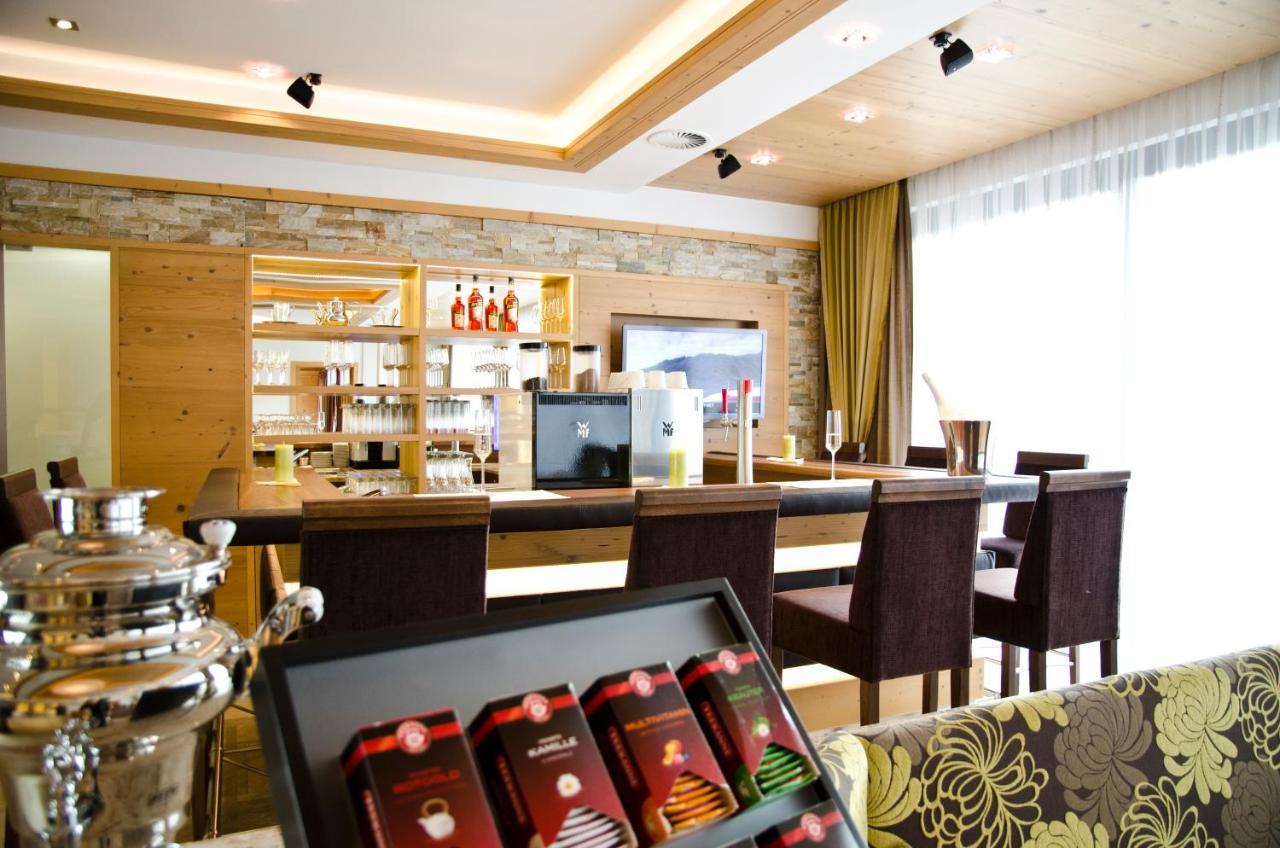 Garni Arosa Hotel 4*