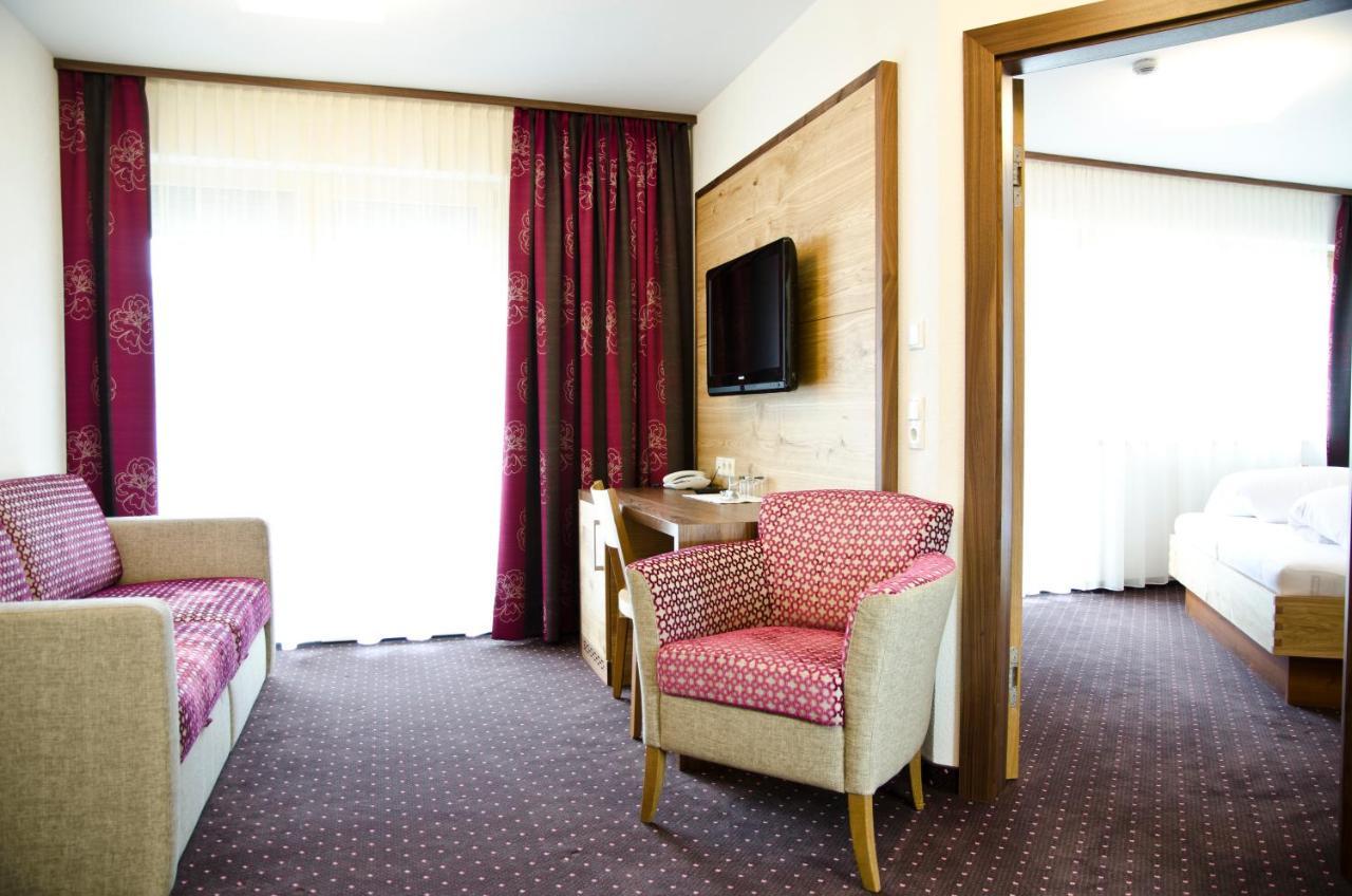 Garni Arosa Hotel 4*